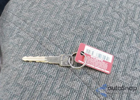 1998 Chevrolet S-10 Fleetside z USA, uszkodzony, nr VIN 1GCCS14X8WK240530